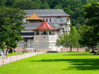 Kandy Tooth Relic Temple